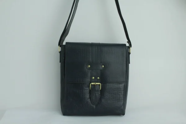 Black Crocodile Texture Leather Crossbody Bag for Men 12 Black Crocodile Texture Leather Crossbody Bag for Men 12