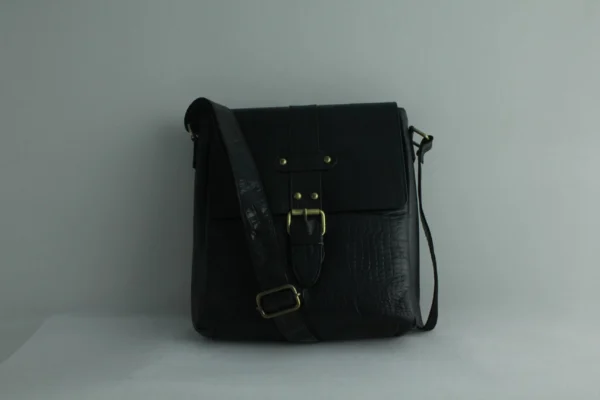 Black Crocodile Texture Leather Crossbody Bag for Men 7 Black Crocodile Texture Leather Crossbody Bag for Men 7