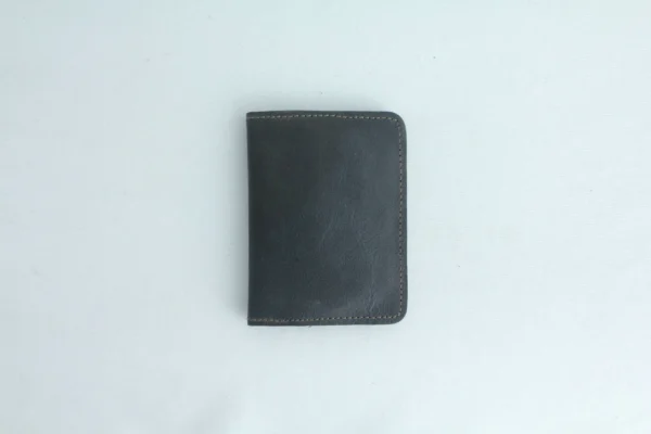 Compact Bifold Leather Card & Cash Holder 3