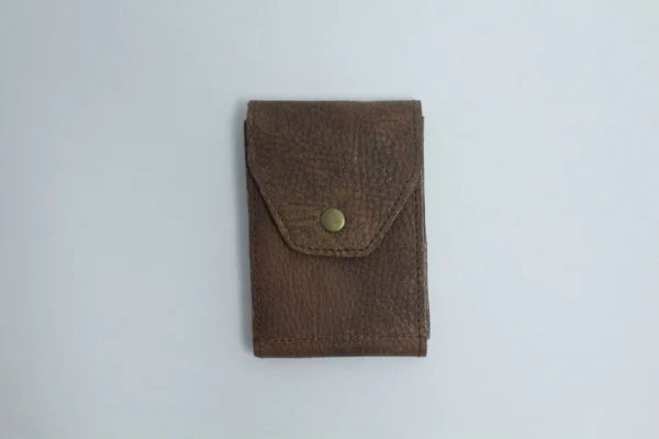 Compact Multi-Pocket Leather Card Organizer 3