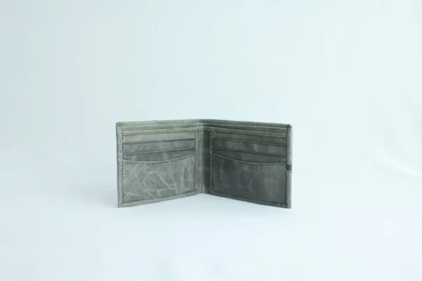 Handcrafted Espresso-Brown Leather Card Wallet for Men 2 Handcrafted Espresso-Brown Leather Card Wallet for Men 2