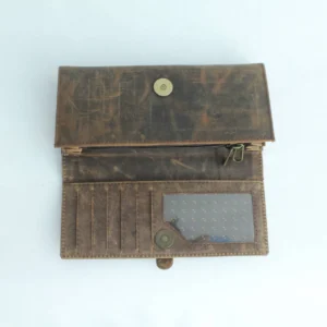 Vintage Brown Leather Trifold Clutch Wallet with Tab Closure 3