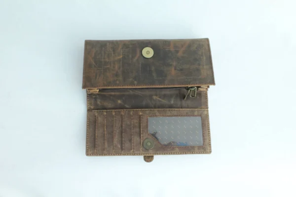 Vintage Brown Leather Trifold Clutch Wallet with Tab Closure 3