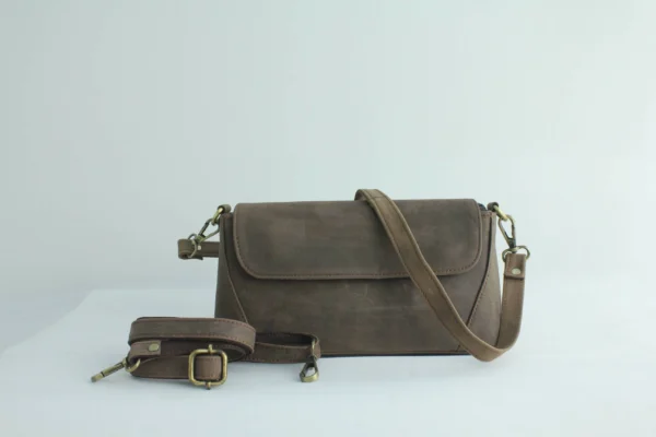 Vintage Genuine Leather Flap Crossbody Bag – Handmade Everyday Shoulder Purse 5